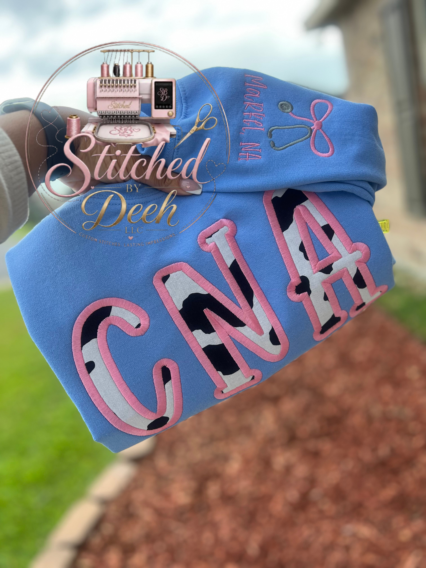 Stylish Credential Sweatshirt 🩺