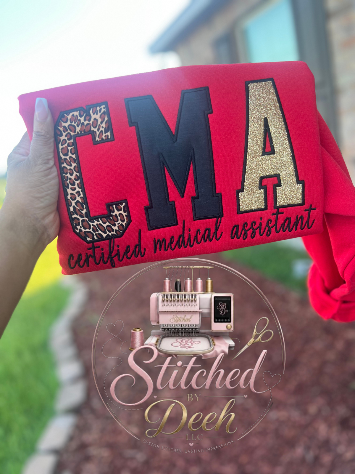 “IT GIRL” CMA Crewneck 🎀🩺
