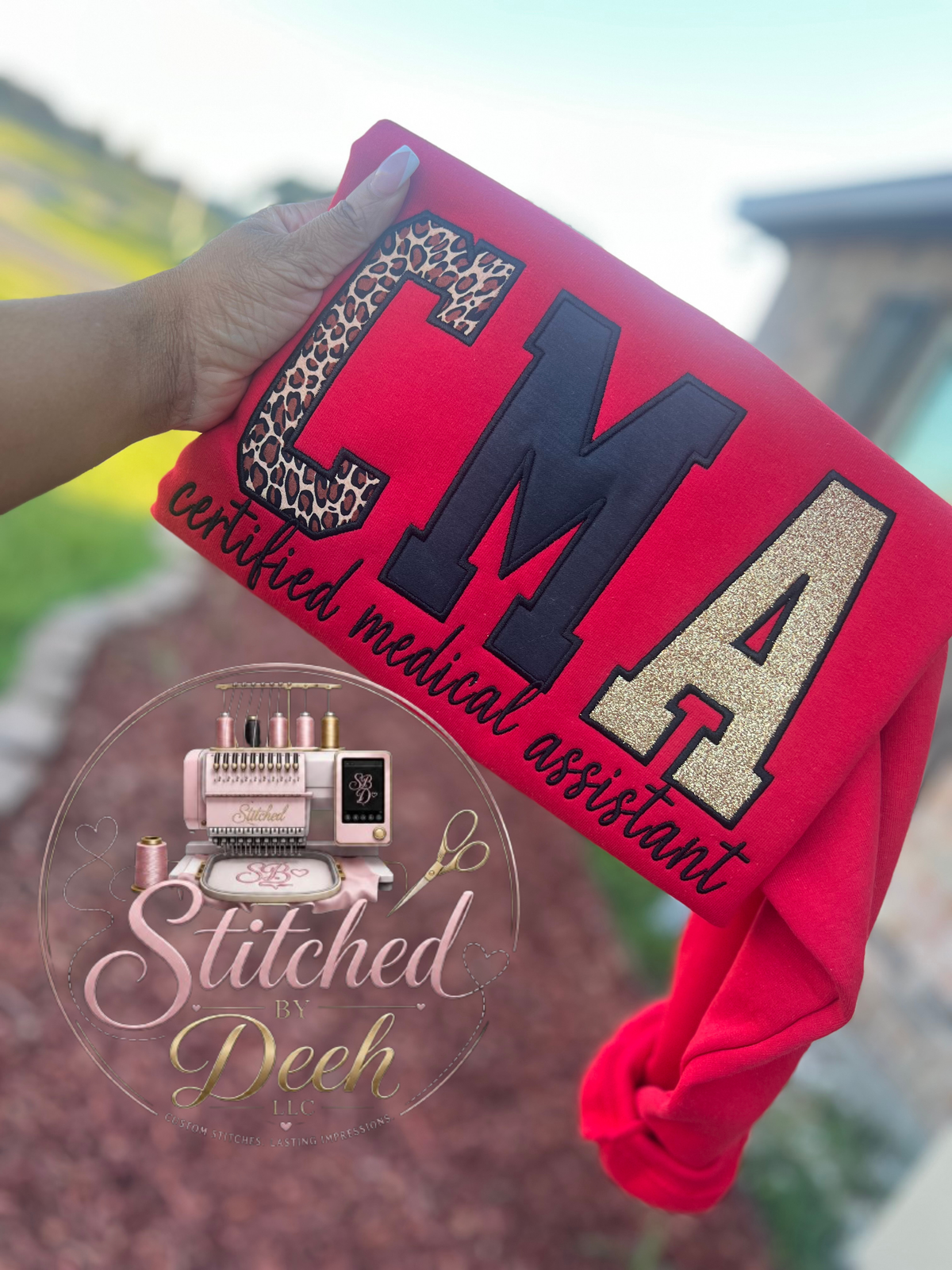 “IT GIRL” CMA Crewneck 🎀🩺