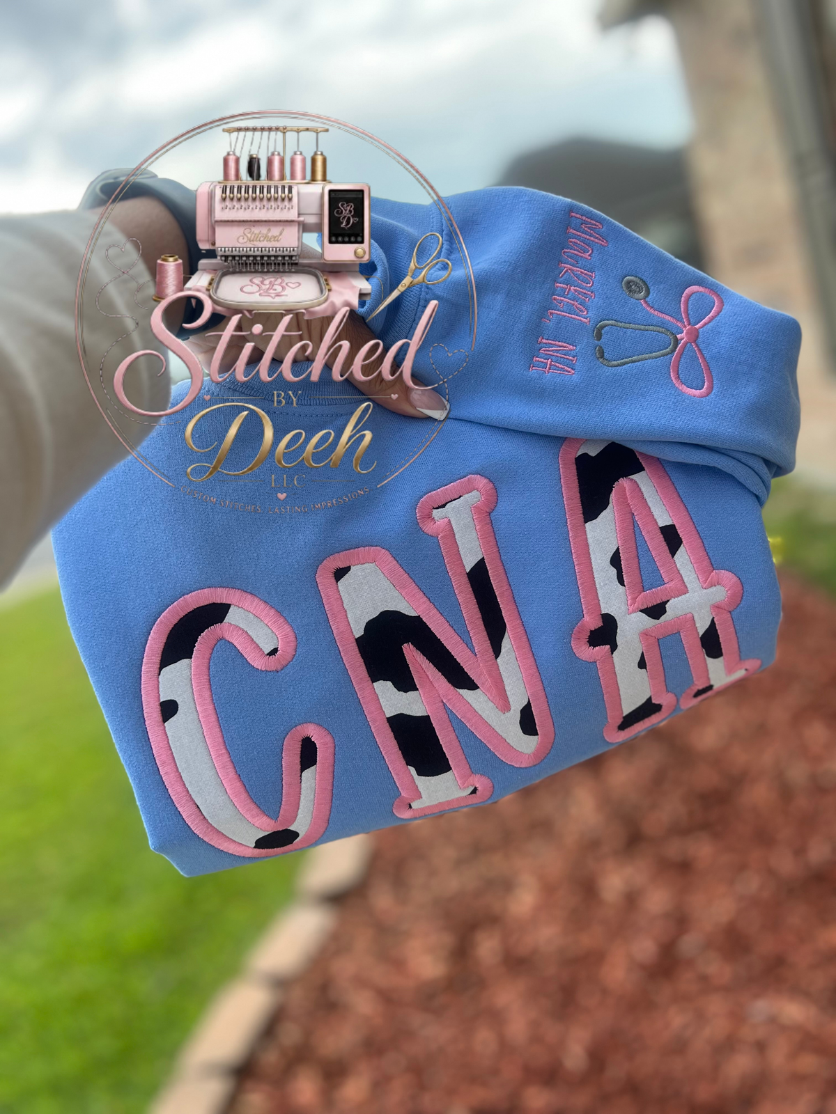 Stylish Credential Sweatshirt 🩺
