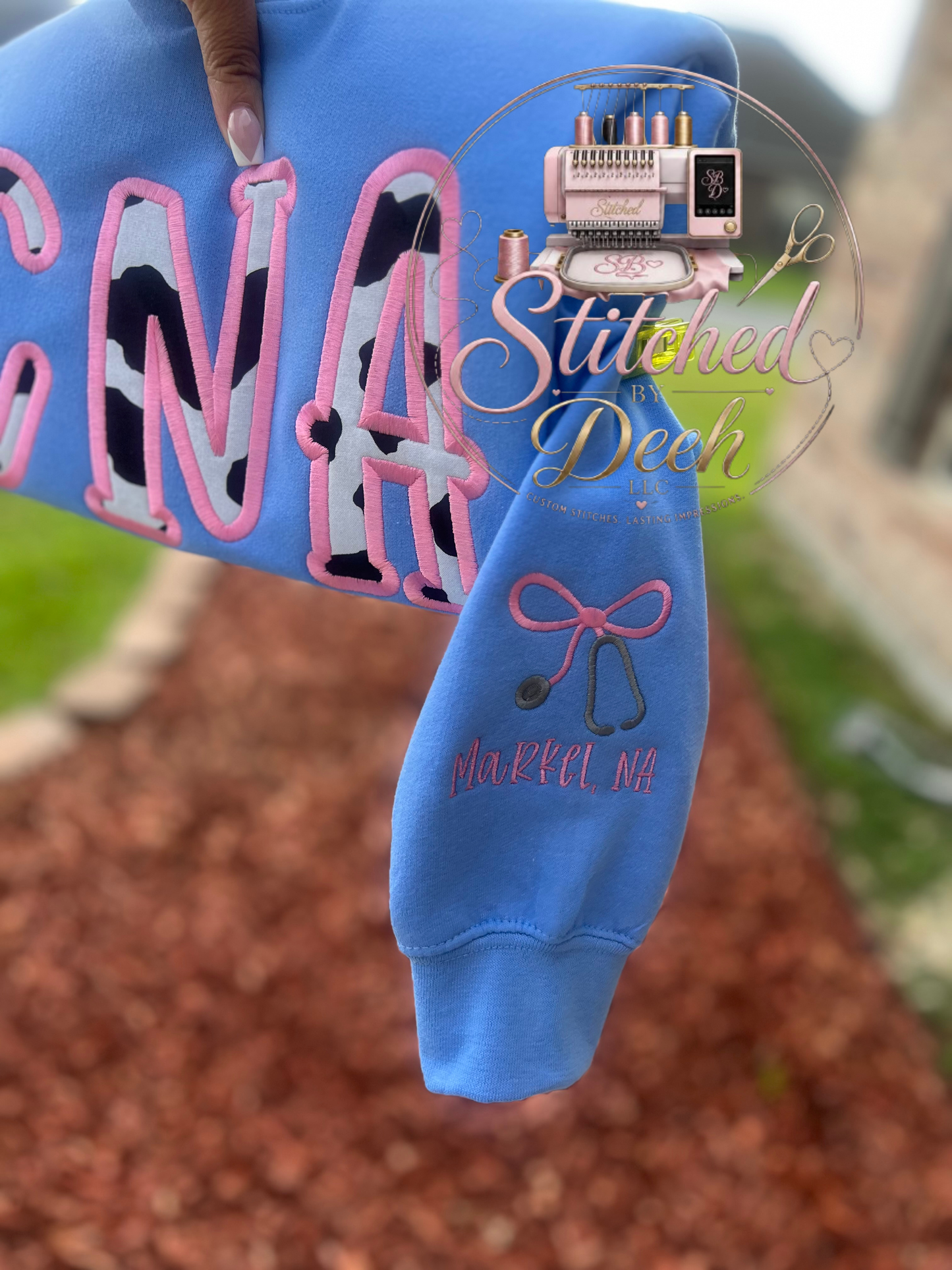 Stylish Credential Sweatshirt 🩺